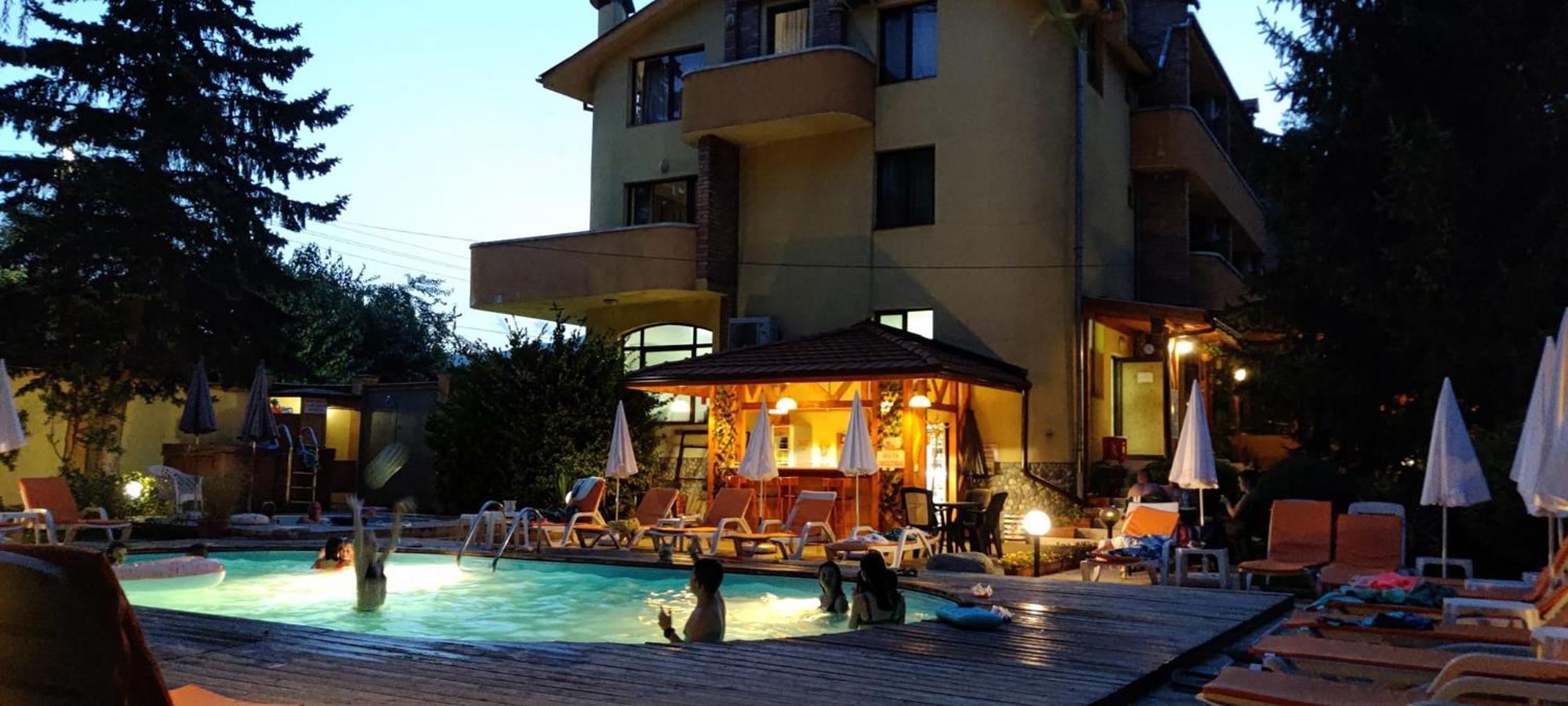 Family Hotel IV Велинград Экстерьер фото