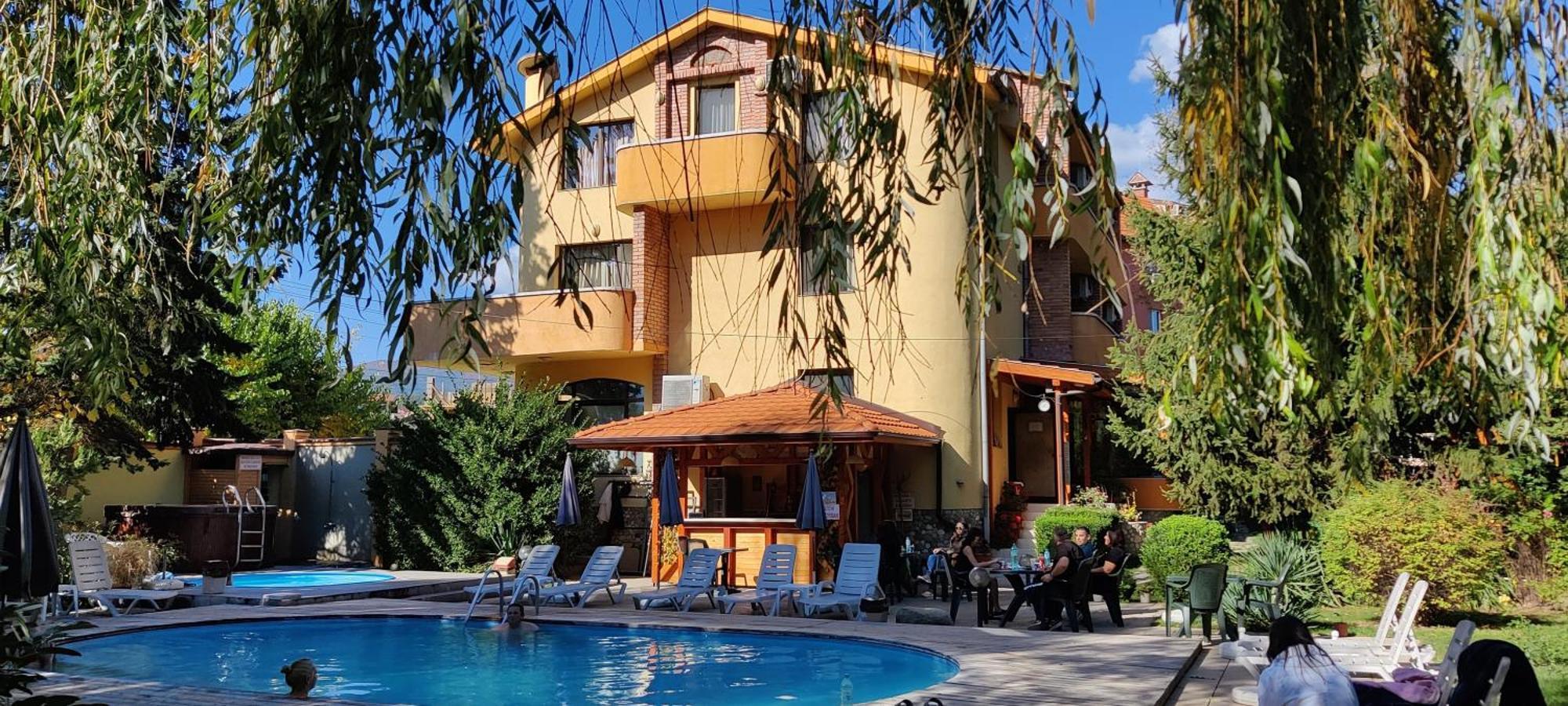 Family Hotel IV Велинград Экстерьер фото